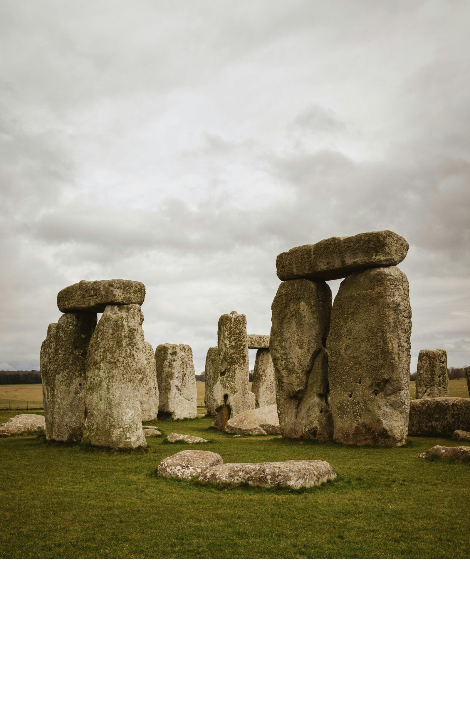 Stonehenge  England – Prehistoric Mystery